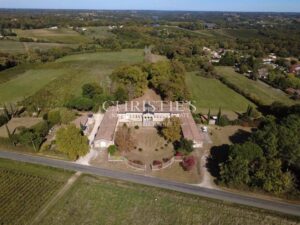 Domaine historique au cœur de l’Entre-Deux-Mers – un trésor du patrimoine bordelais à redécouvrir