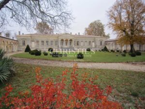 Domaine historique au cœur de l’Entre-Deux-Mers – un trésor du patrimoine bordelais à redécouvrir