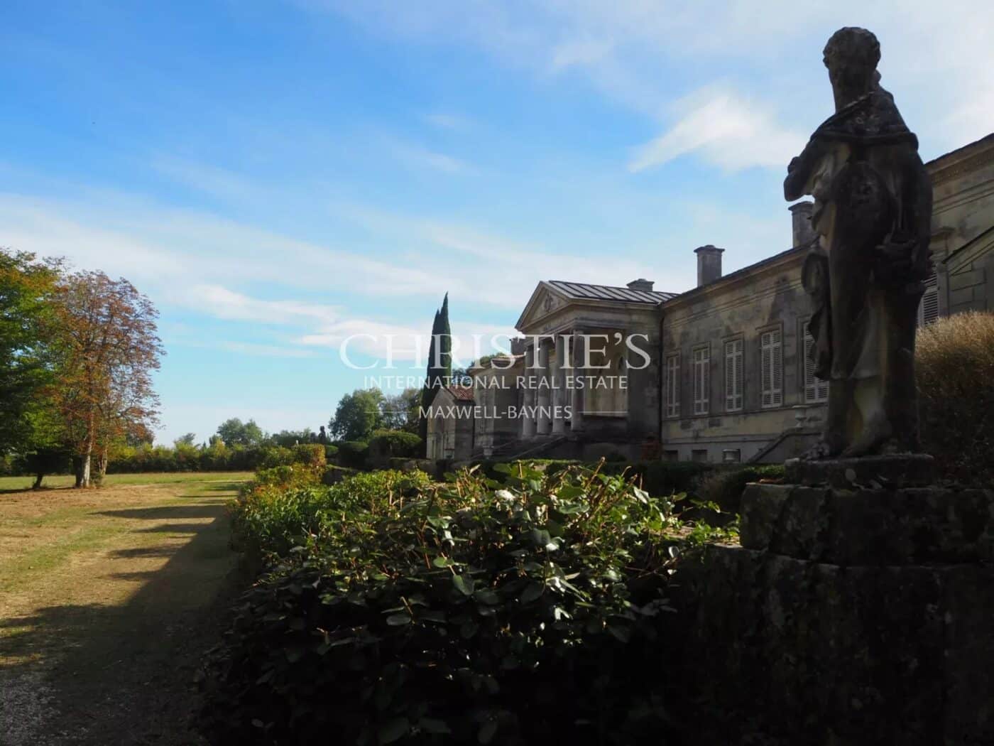 Domaine historique au cœur de l’Entre-Deux-Mers – un trésor du patrimoine bordelais à redécouvrir