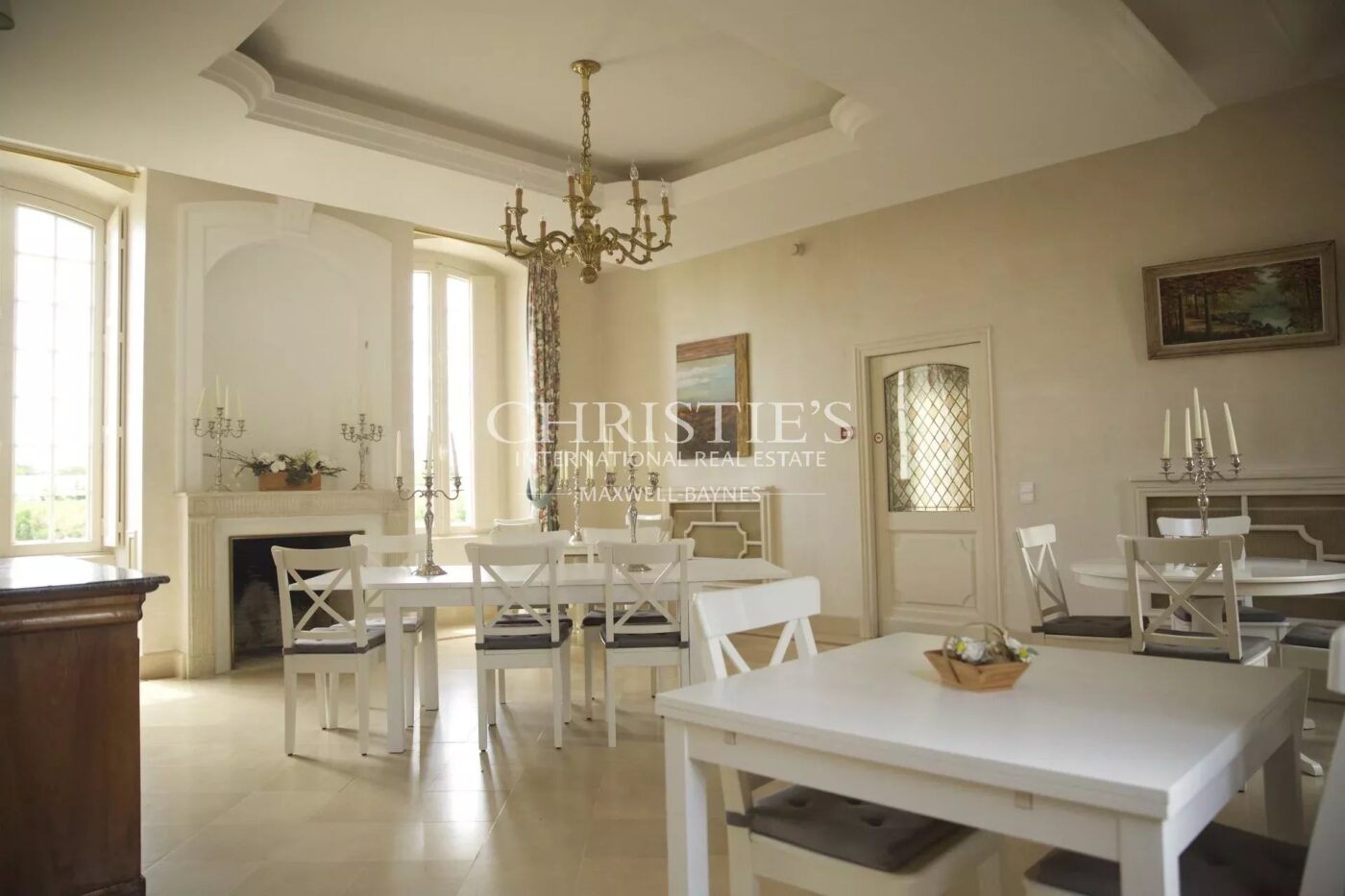 Beau Château à vendre avec 1 ha en AOC Médoc