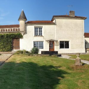 A vendre belle propriété viticole de 28 ha environ au Sud de Bordeaux