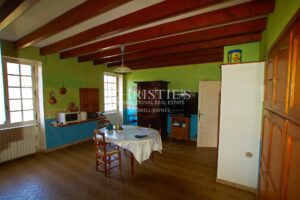 28 ha de vignes - Magnifique terroir - Belle bâtisse !