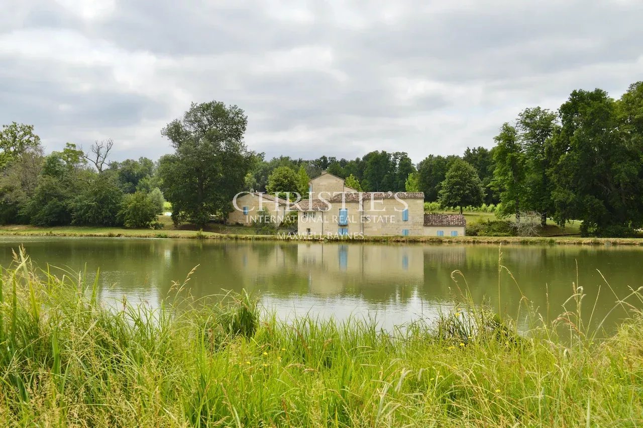 A vendre belle propriété viticole de 31,5 ha environ en Saint-Emilionnais