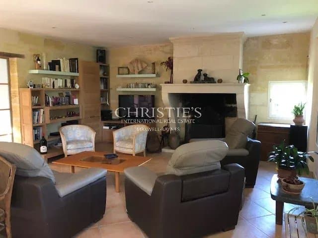 A vendre belle propriété viticole de 31,5 ha environ en Saint-Emilionnais