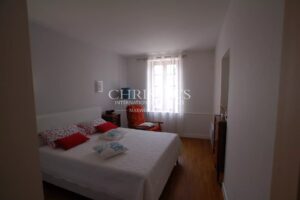 Vineyard estate in excellent condition with efficient winery