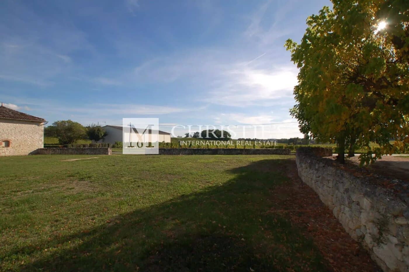 Bergerac - Superb, well-kept property with over 60 ha  of organically grown vines