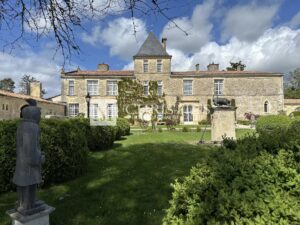 Exceptional vineyard estate with Hospitality Business in the heart of Entre-Deux-Mers