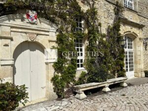 Exceptional vineyard estate with Hospitality Business in the heart of Entre-Deux-Mers