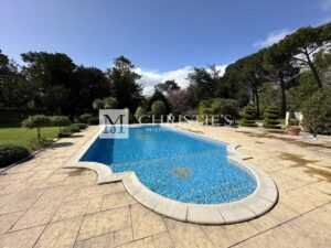 Exceptional vineyard estate with Hospitality Business in the heart of Entre-Deux-Mers