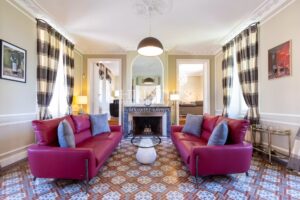 For sale rare and beautiful lifestyle vineyard estate on the banks of the Dordogne River close to Saint-Emilion