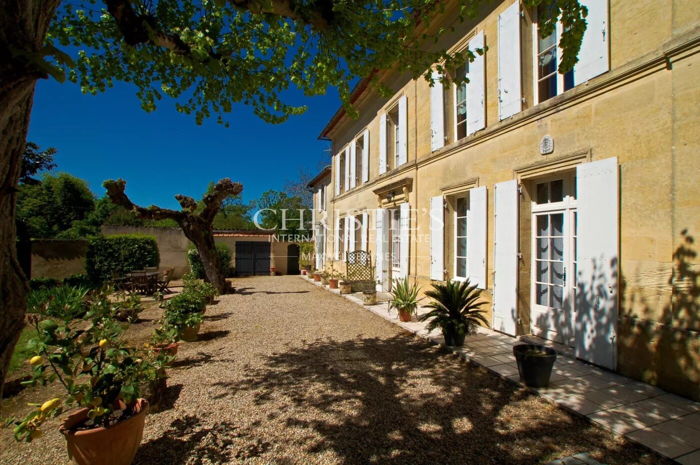 Charmante propriété viticole de 10 hectares avec 2 maisons - AOC Castillon Côtes de Bordeaux