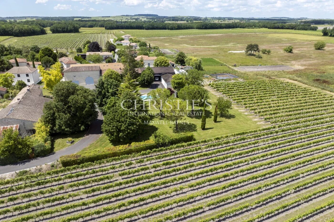 Attractive Cognac property for sale