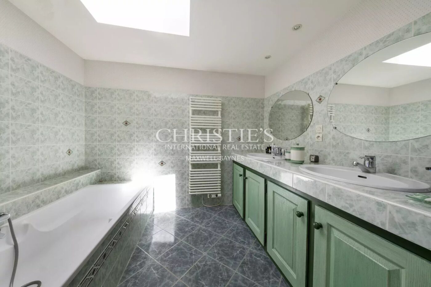 Attractive Cognac property for sale