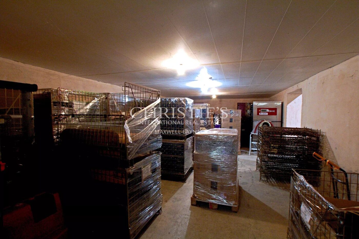 交钥匙的 9 公顷葡萄园庄园 — 有机葡萄园(仅一块),维护良好 — 房屋已翻新