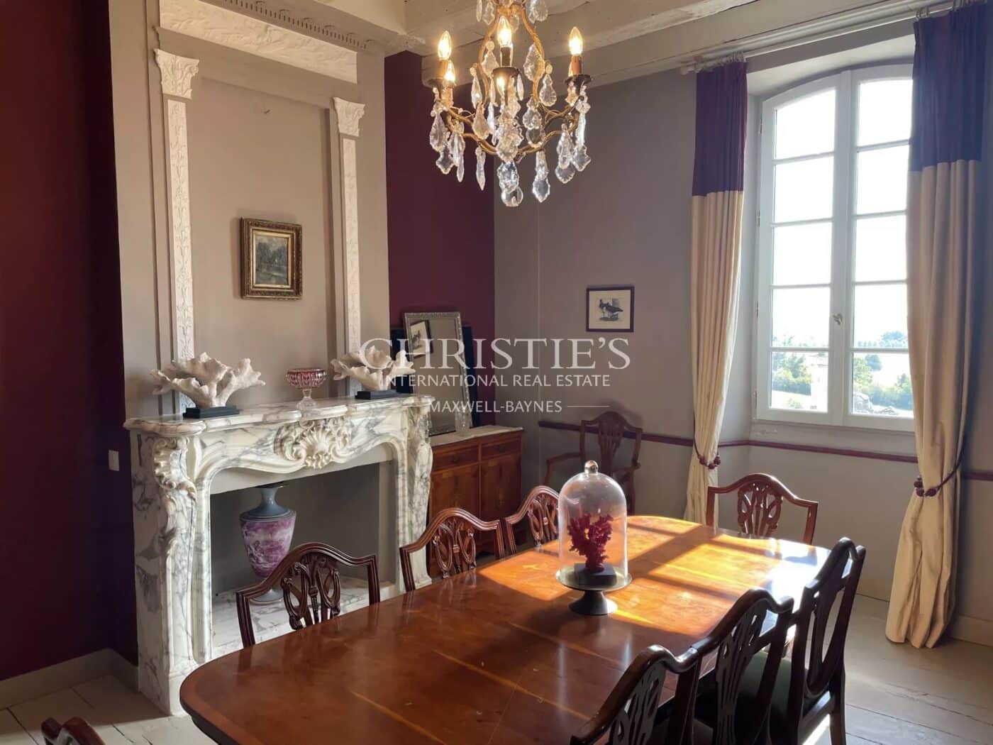 圣艾美隆附近带葡萄园的奢华庄园