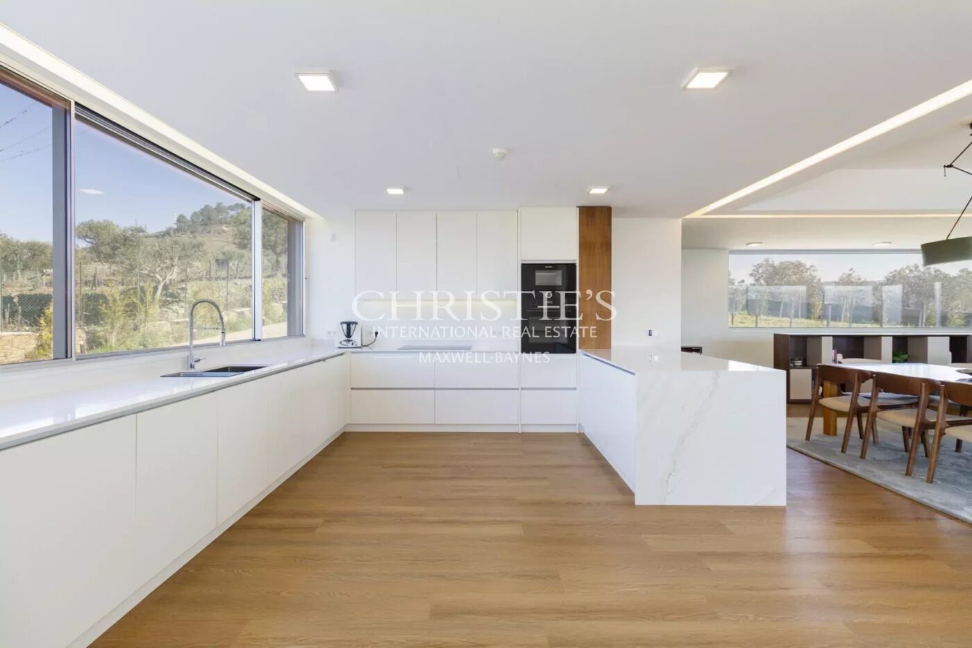 Portugal vineyard estate close to Porto - Douro Valley gem