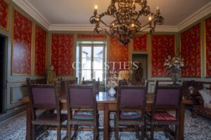 Château avec son vignoble Saumur AOC de 15Ha entre Chinon et Saumur