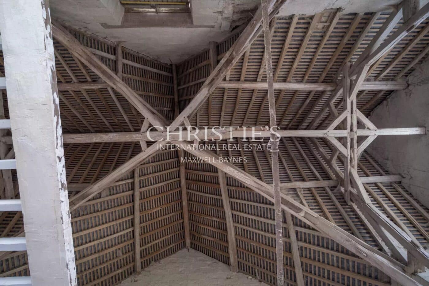 Château avec son vignoble Saumur AOC de 15Ha entre Chinon et Saumur