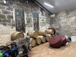 Ancien Château caractère avec 12 ha de vigne en AOC Lussac St Emilion