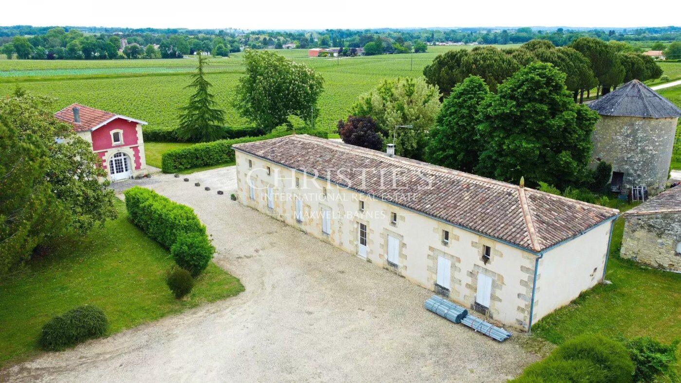 Propriété viticole de 28 ha en excellent état avec bâtiments de caractère