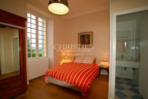 Propriété viticole de 28 ha en excellent état avec bâtiments de caractère