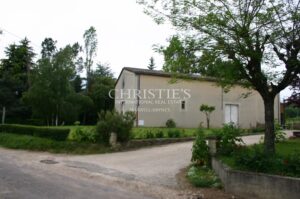 Terroir très qualitatif, Agriculture Biologique, 8 ha de vigne, 2 maisons, chai