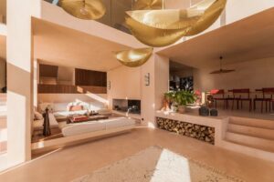 Petit domaine viticole d'agrément à faire renaître avec superbe villa