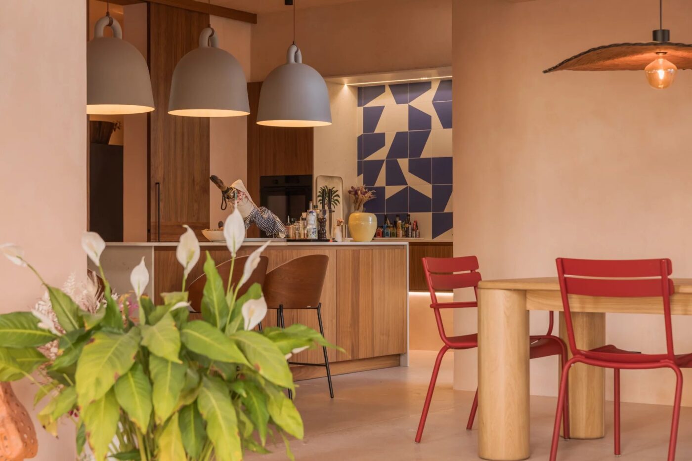 Petit domaine viticole d'agrément à faire renaître avec superbe villa