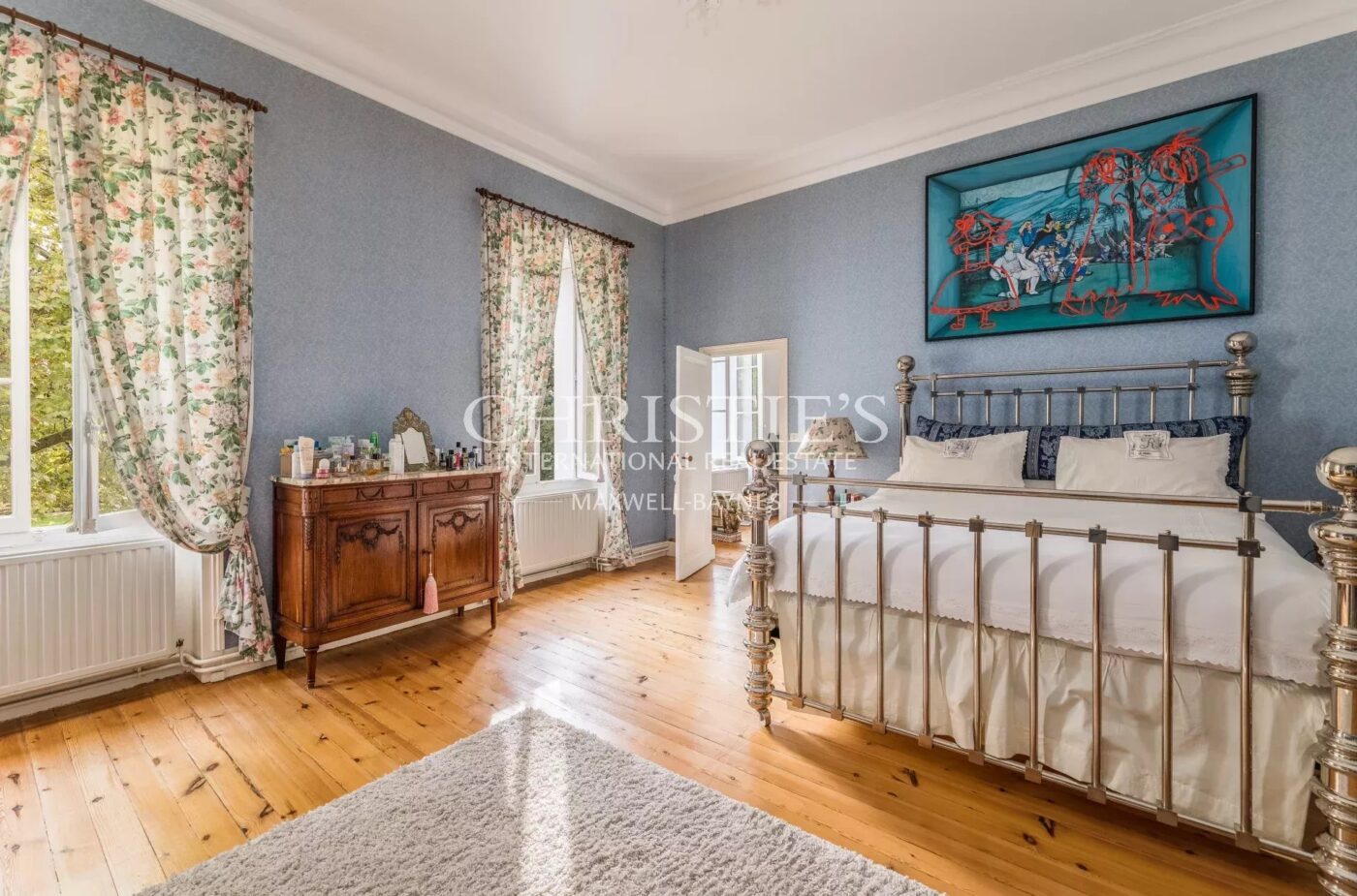 Exclusivité - Propriété de charme composée d'un manoir, longère, salle de cinéma, grange, petit vignoble...