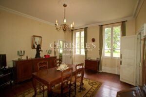 Propriété viticole de 5.5 hectares sur Saint-Émilion - Voisin de Grand Cru Classé