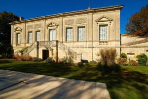 Domaine viticole d'agrément de charme avec vue sur la Dordogne