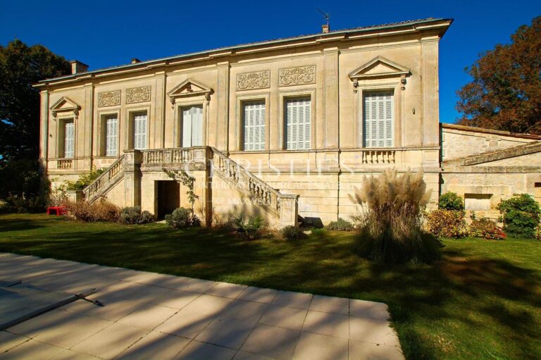 Domaine viticole d'agrément de charme avec vue sur la Dordogne