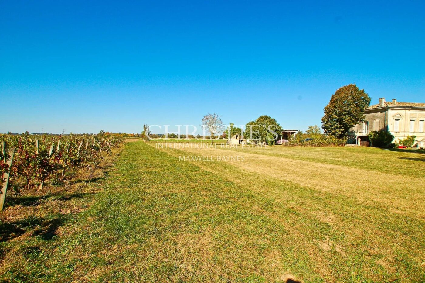 Domaine viticole d'agrément de charme avec vue sur la Dordogne