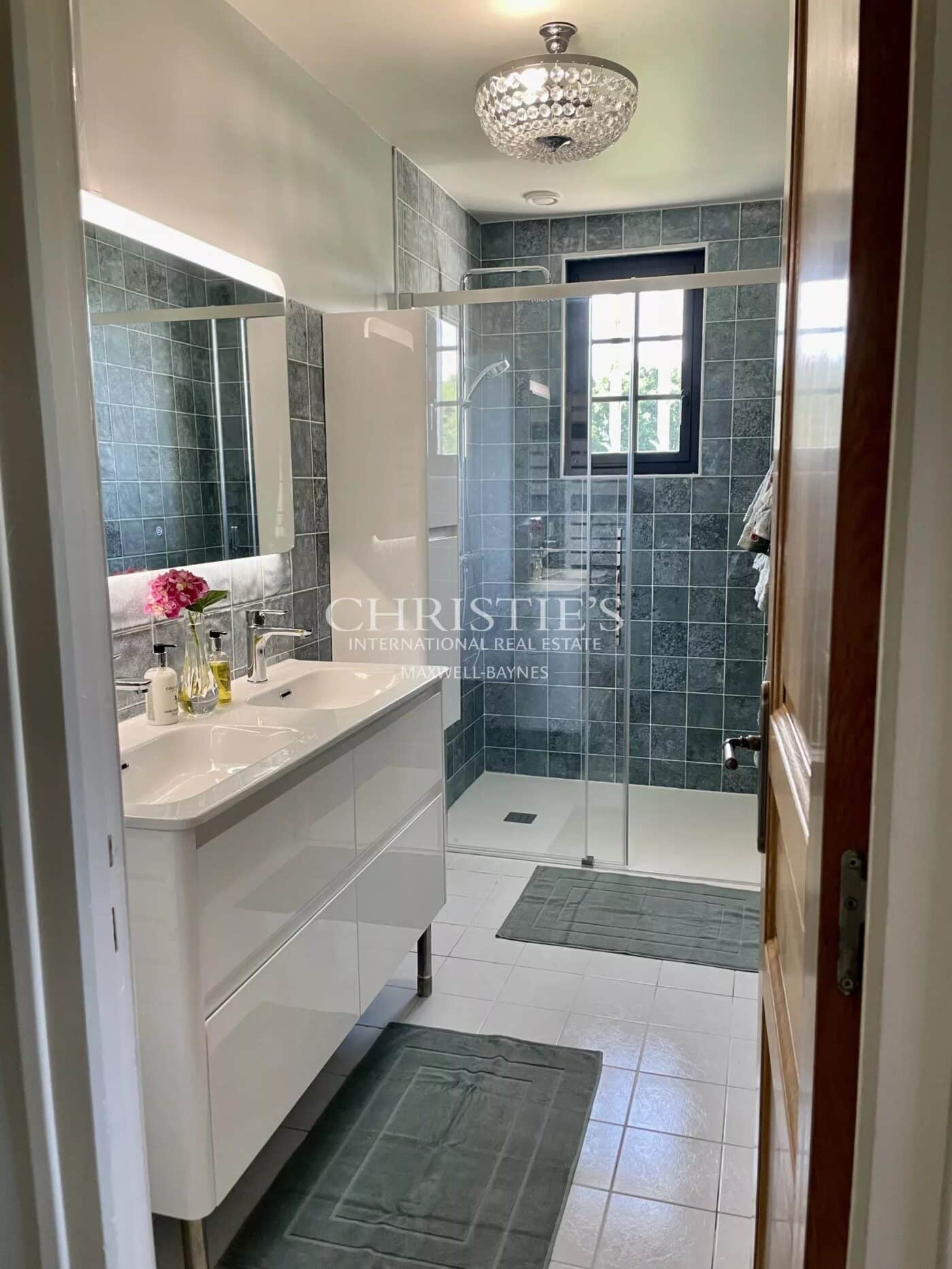 beautiful vineyard estate in the Montravel, Haut-Montravel and Côtes de Bergerac AOCs - organic