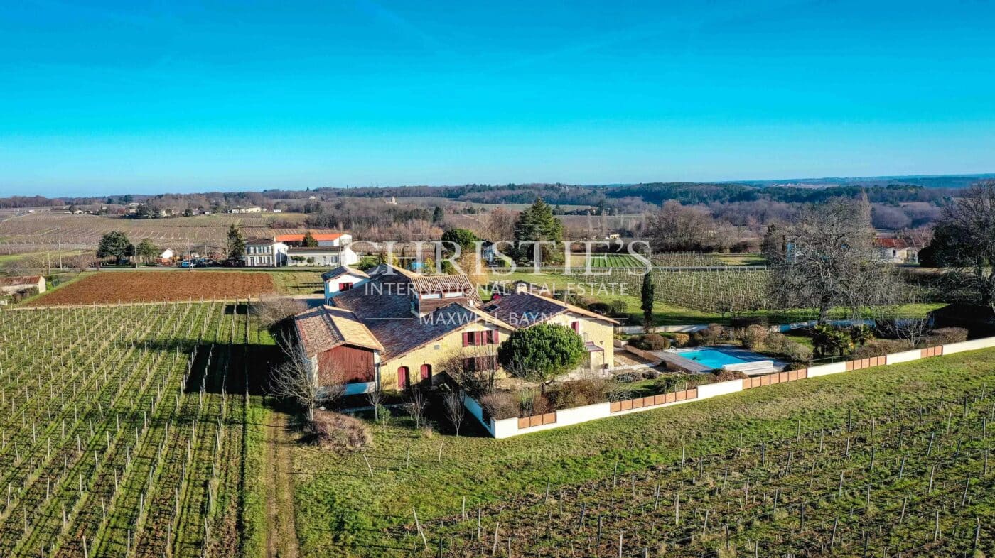 Domaine viticole de référence en biodynamie aux portes de Saint-Émilion